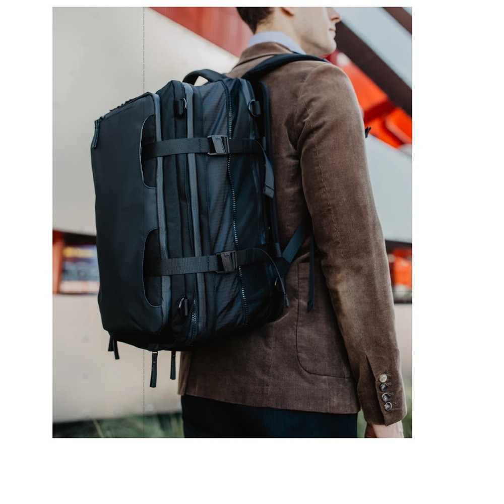 Like new 8/10
TASKIN ONE V2 - 9-IN-1 EXPANDABLE BACKPACK | CARRY ON | TRAVEL